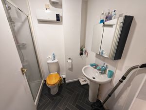 Photo 6- click for photo gallery